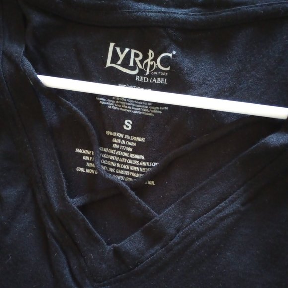 Lyric Culture Red Label black Tshirt - Smooth As Tennessee Whiskey - Picture 3 of 3